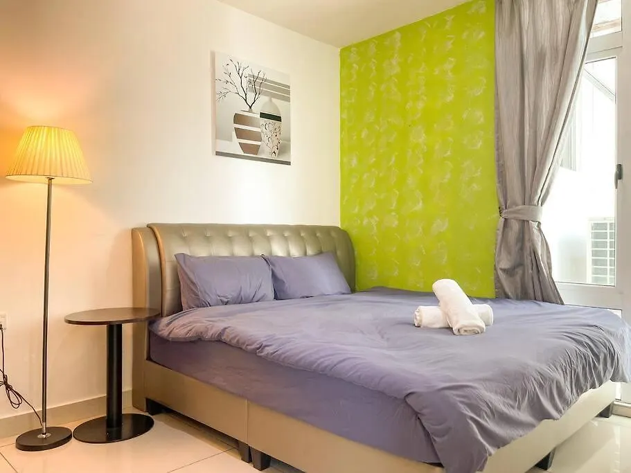 Ksl Mall 8-12 Pax, 65 Inc Tv Nflix ,Hbo , Bathtub High Floor Johor Bahru Malaysia