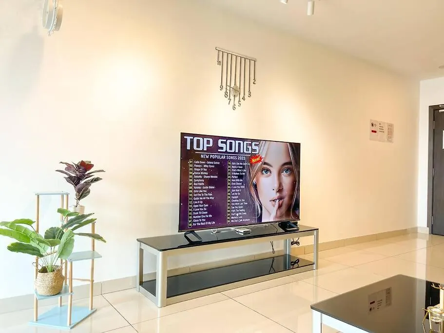 Apartment Ksl Mall 8-12 Pax, 65 Inc Tv Nflix ,Hbo , Bathtub High Floor Johor Bahru Malaysia
